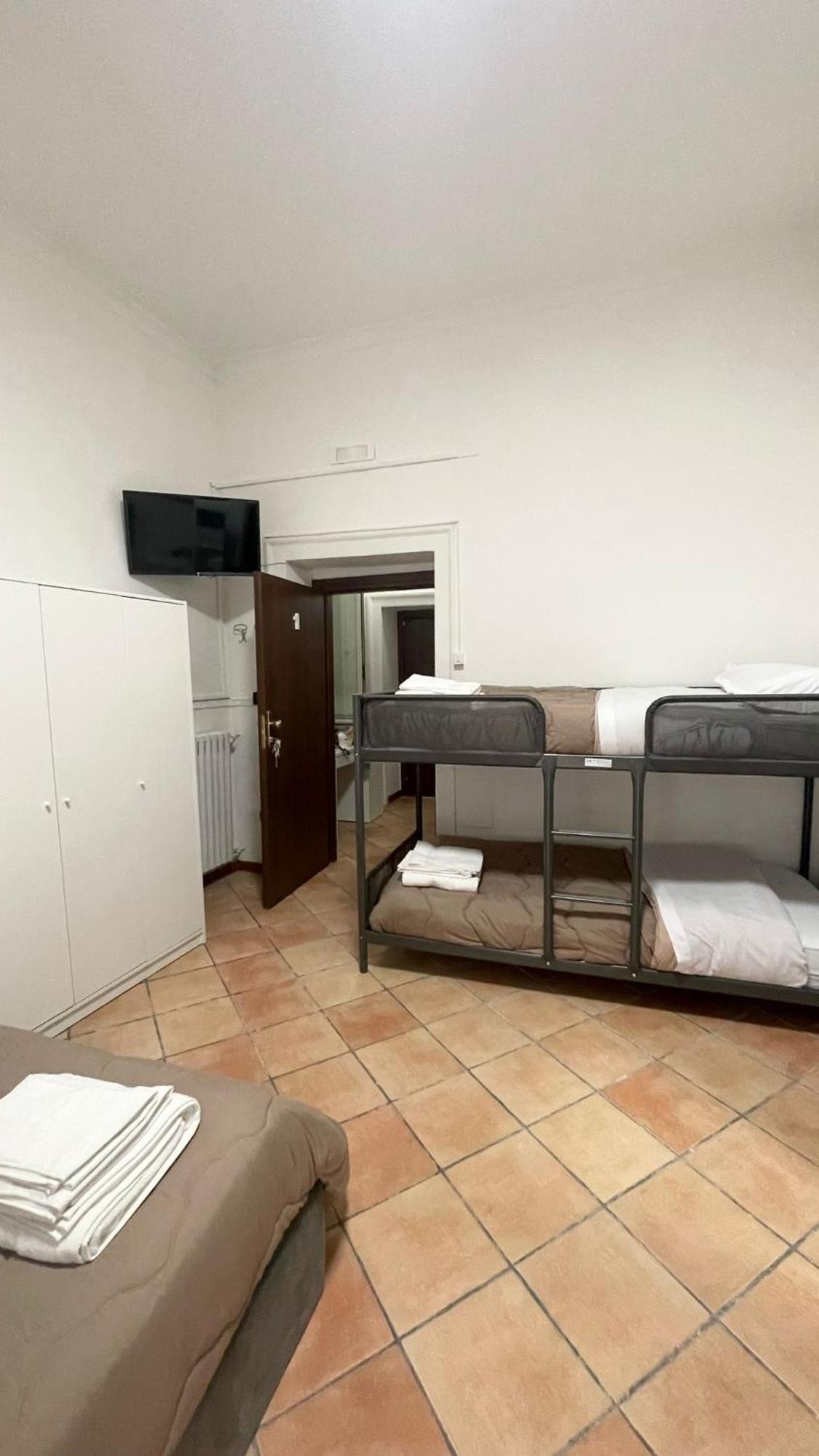 House Caracciolo By Loveinthetravel Napoli Bagian luar foto