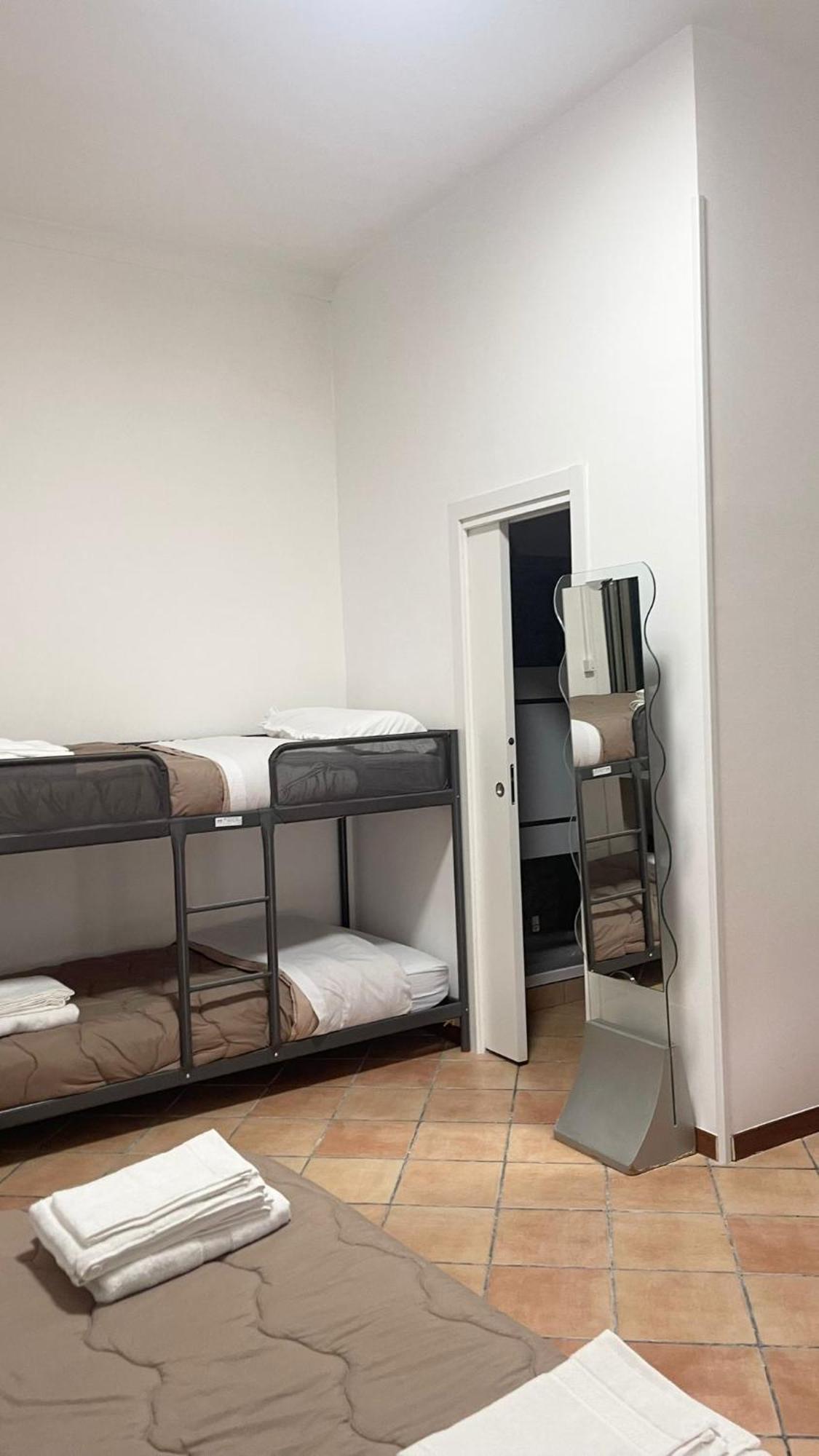 House Caracciolo By Loveinthetravel Napoli Bagian luar foto